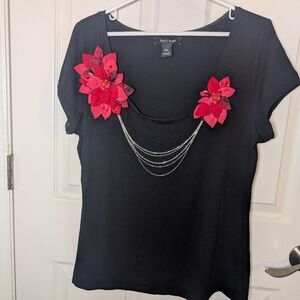 White House Black Market Short Sleeve Christmas Flower Top With Faux Necklace XL